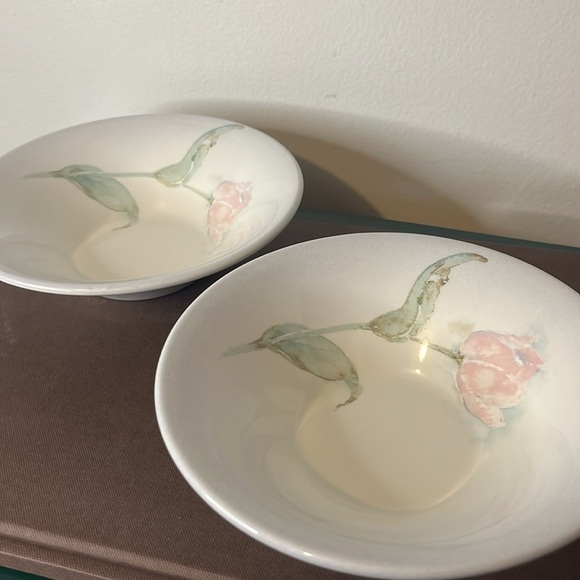 Vintage Portmeirion Seasons Susan Williams Soft Blue w/ Pink Tulip Pastel Bowls - Picture 6 of 7